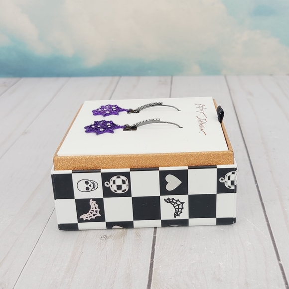 Betsey Johnson Purple Spider Web Earrings NEW - Picture 7 of 8